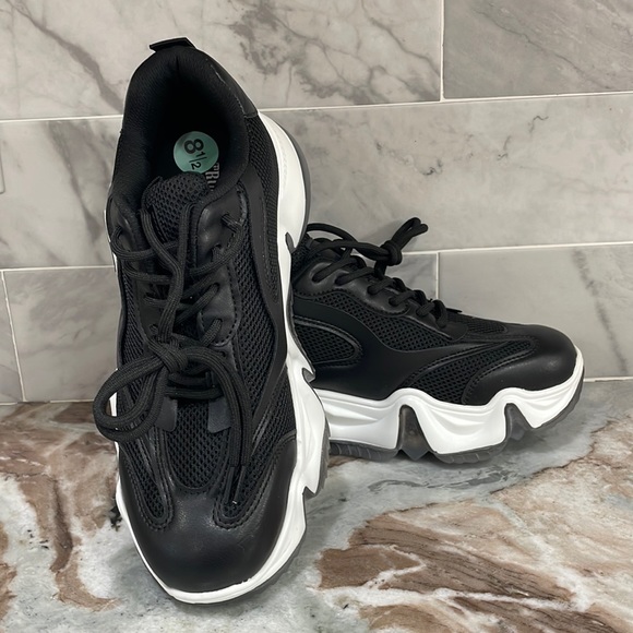 BNWT True Religion Womens RORY Black White Chunky Platform Sneakers Size 8.5 - Picture 5 of 11